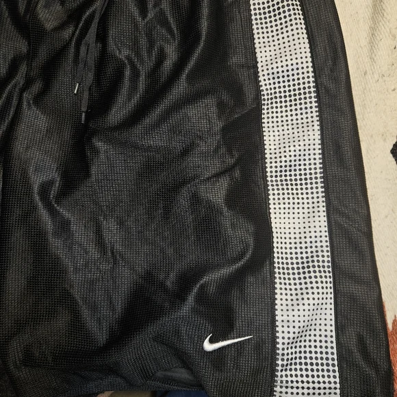 Mens Nike Basketball Shorts - Picture 2 of 4